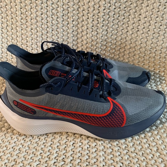 Nike Zoom running shoes mens 10. Like new, worn once. Grey/ blue BQ3292-400 - Picture 2 of 6